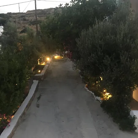 בית הארחה Golden Star 3*