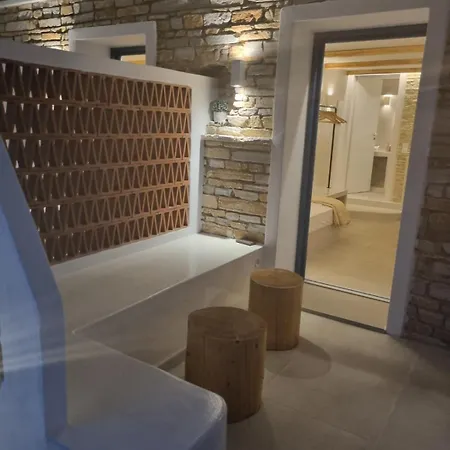 Golden Star Πανσιόν Ίος