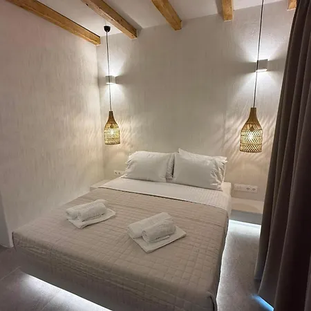Golden Star 3*