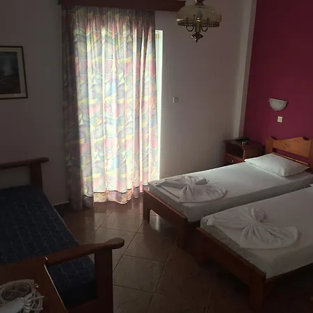 Πανσιόν Golden Star 3*