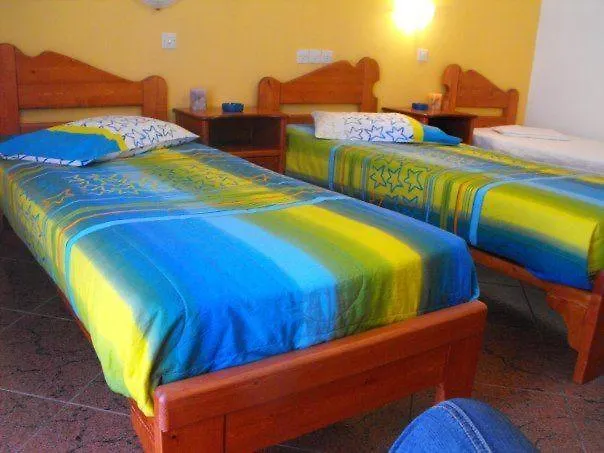 ゲストハウス Golden Star