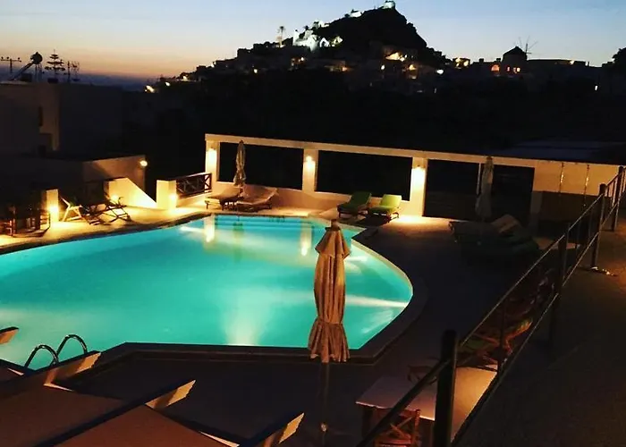 ゲストハウス Golden Star イオス島 チョーラ