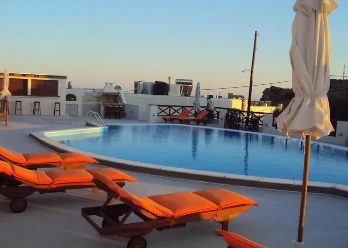 Golden Star ゲストハウス イオス島 チョーラ